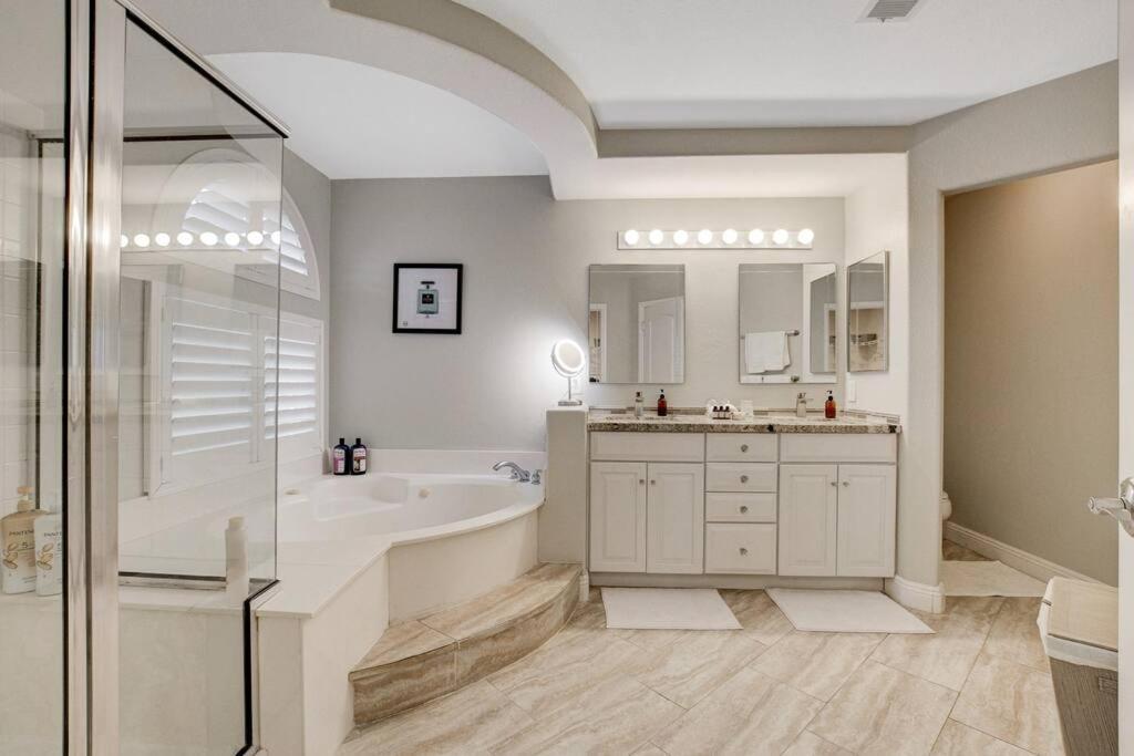 라스베이거스 Beautiful 5Br W/King Beds, Pool & Hot Tub, Games 빌라 외부 사진